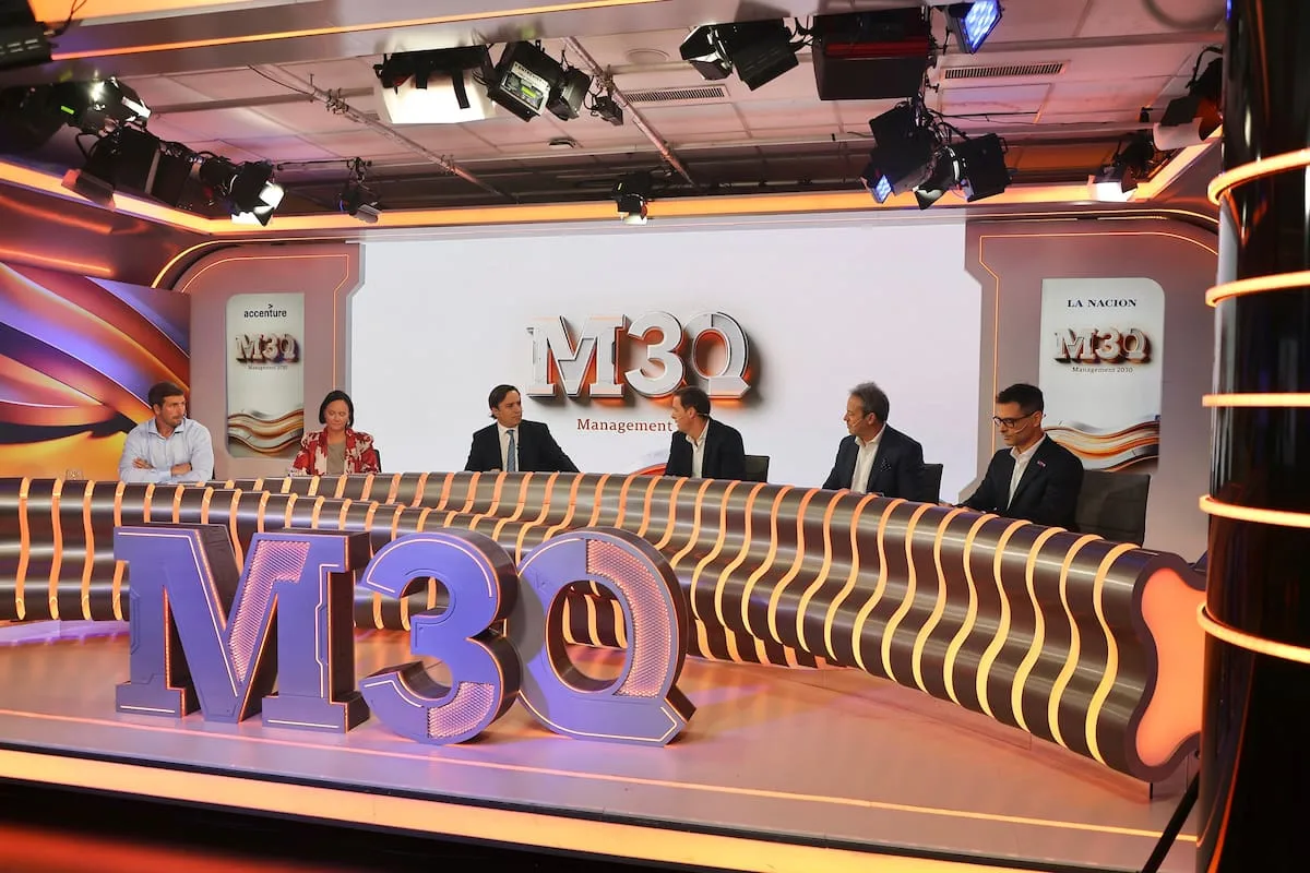 Clones digitales y líderes IA: qué mostró Management 2030 y qué pedir antes de adoptar
