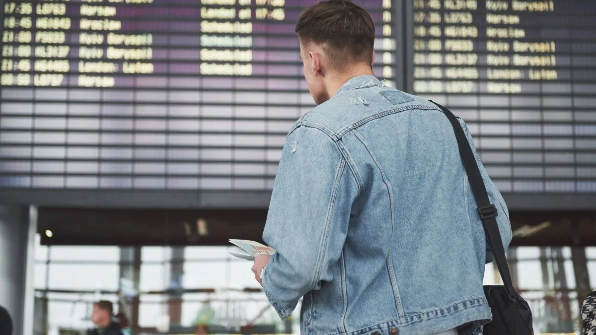 Cómo ahorrar dólares al planificar un viaje: pasos prácticos y riesgos a evitar