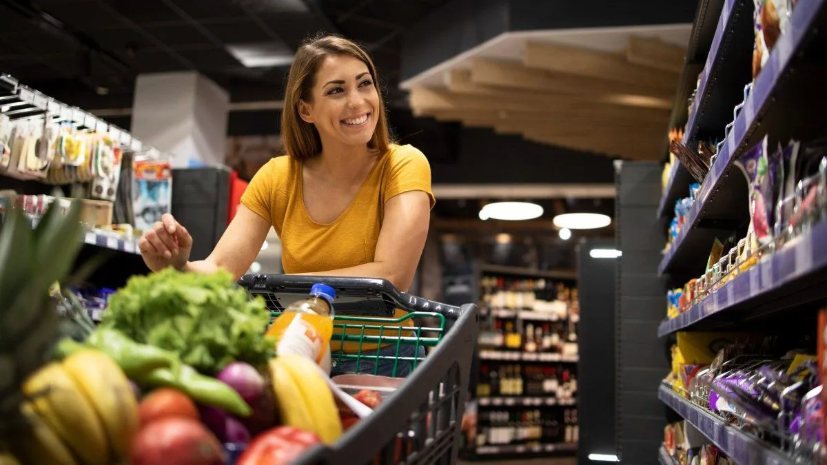 Cómo aprovechar descuentos de hasta 80% en Coto y Carrefour este abril