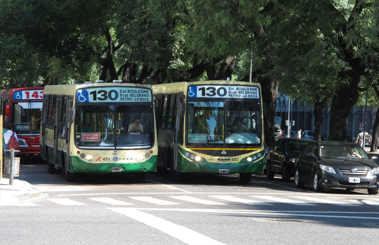 Buenos Aires - Metalpar Agrale buses #451 and #482 on line No. 130 (Av Paseo Colón)