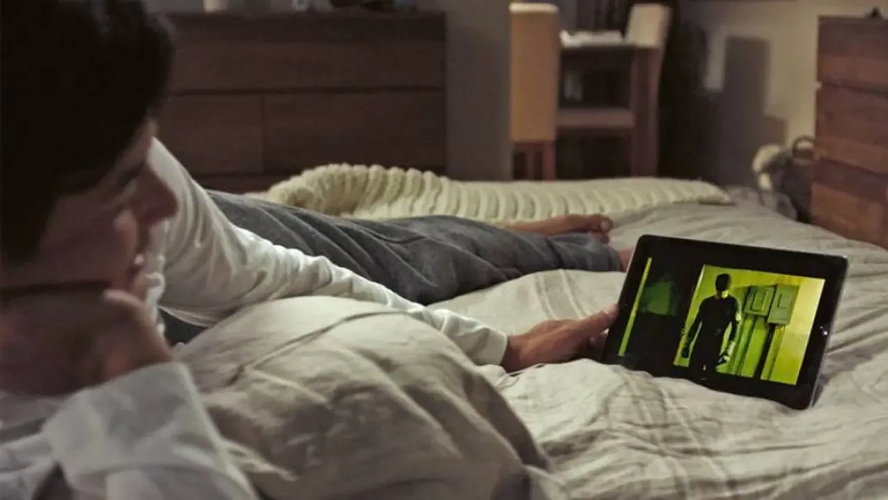 Cómo convertir una tablet en una mini sala de cine en casa