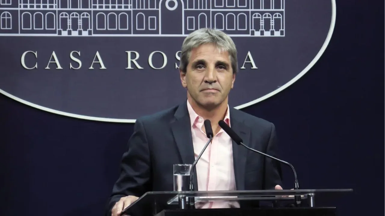 Cómo funcionan los nuevos créditos en dólares para empresas y su impacto en el tipo de cambio