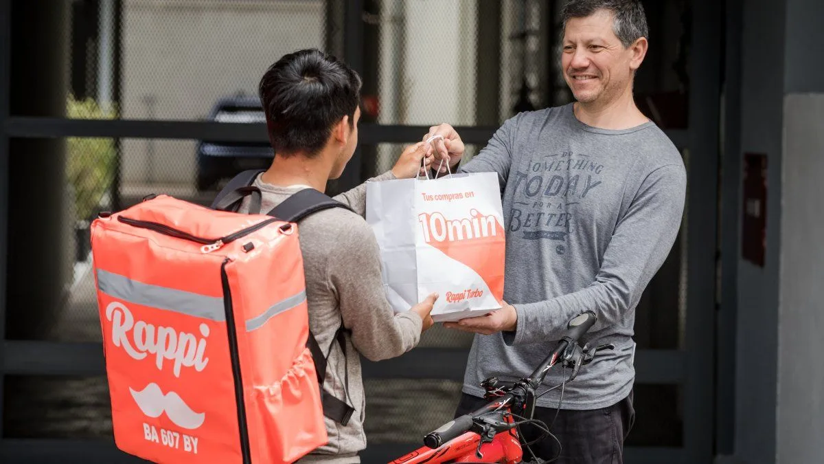 El delivery crece pero el poder de compra cayó 12% en un año