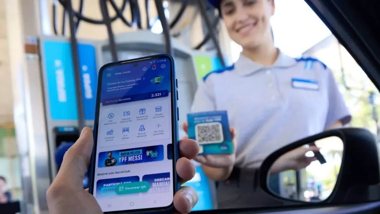 El efectivo pierde terreno: $2,35 digitales por cada peso físico