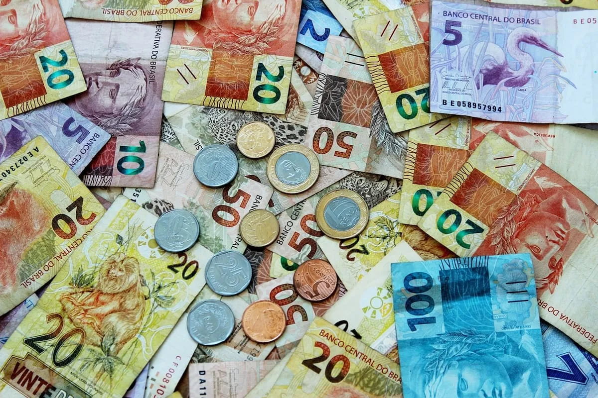 Real hoy: cotización oficial, banco y blue y qué conviene para viajar